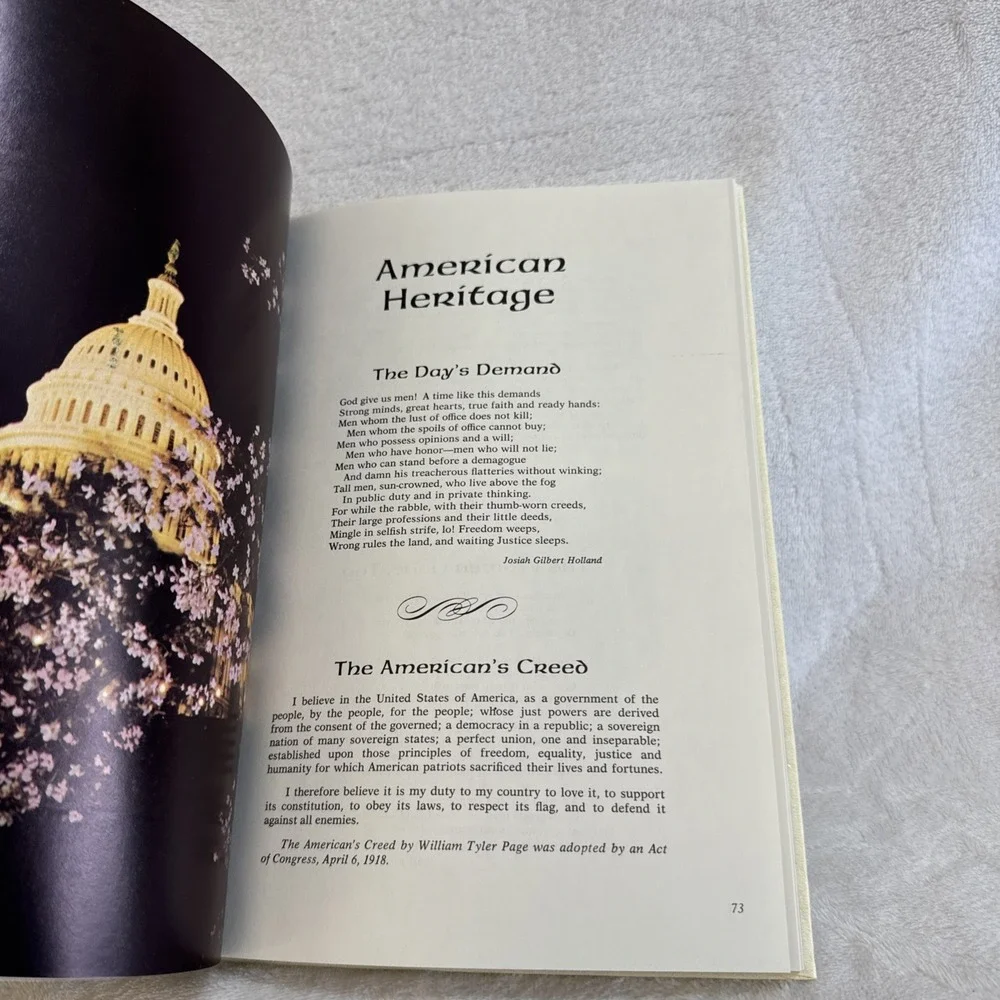 Vintage The Gold Star Family Album 1969‎ Memory Keepsake Decoration